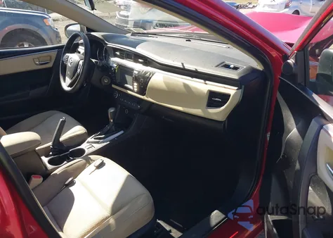 2016 Toyota Corolla Le z USA, uszkodzony, nr VIN 5YFBURHEXGP555930